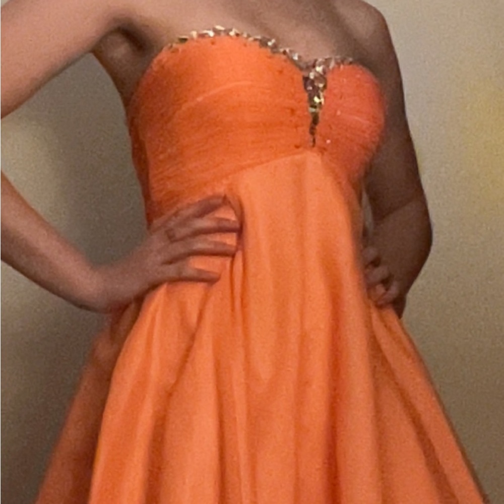 Short Coral Pink Semi Formal Dress! - Picture 3 of 10